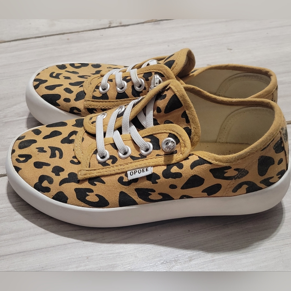 Opoee Leopard Print Kids Shoes
